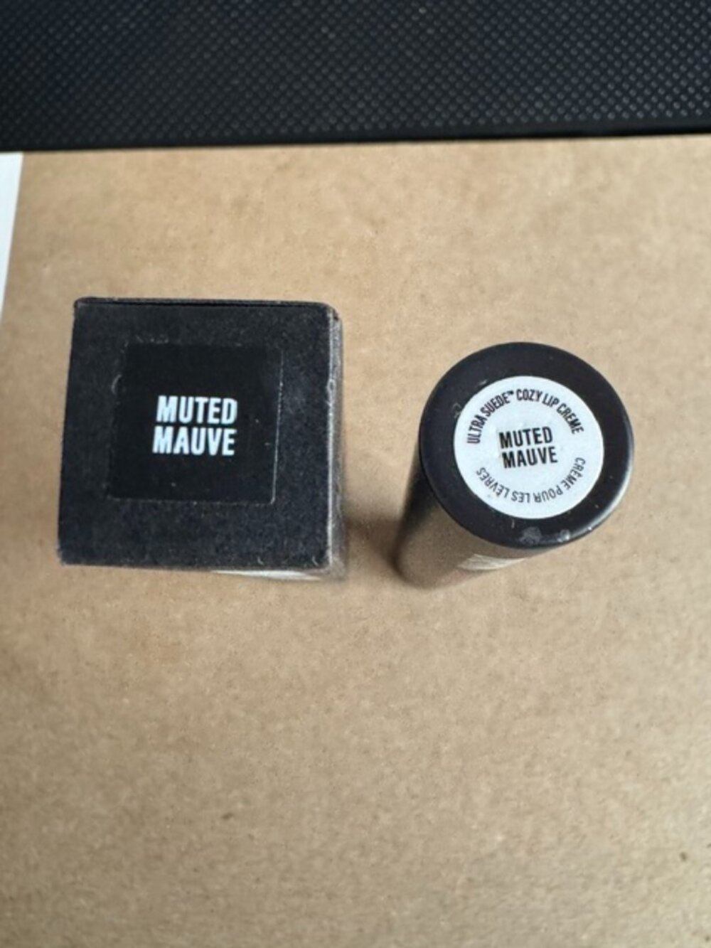 MAKE UP BY MARIO ULTRA SUEDE COZY LIP CREME - MUTED MAUVE - Picture 2 of 2